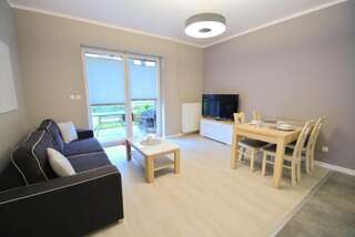 Апартаменты Apartamenty na Wyspie - Villa Pegaz Свиноуйсьце One-Bedroom Apartment with Free Parking - 02-4